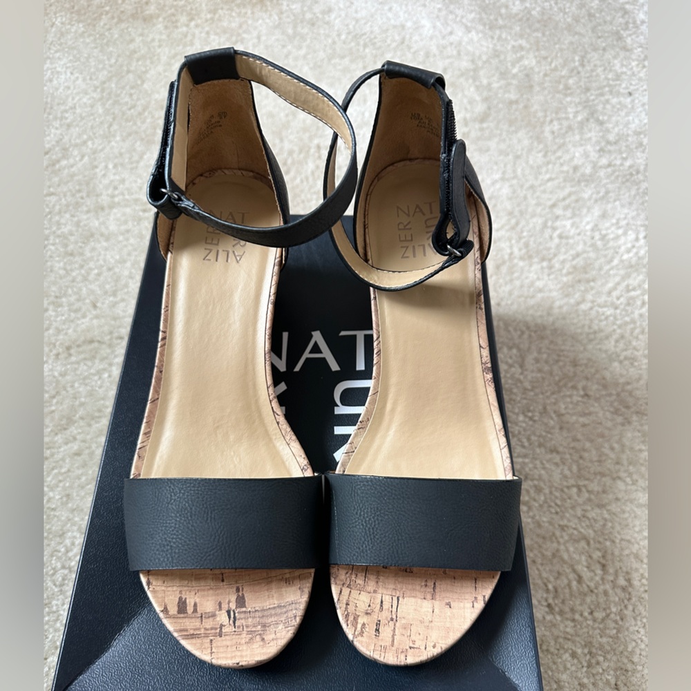 Naturalizer Areda Black Womens Shoes.  Excellent used Condition, size 10